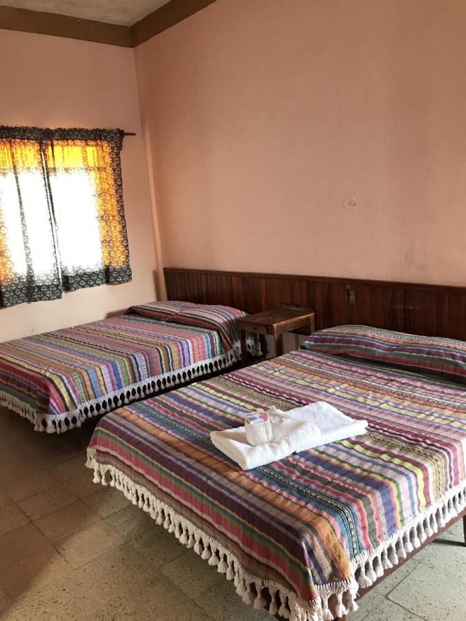 Hotel Izala San Pedro Pochutla Bagian luar foto